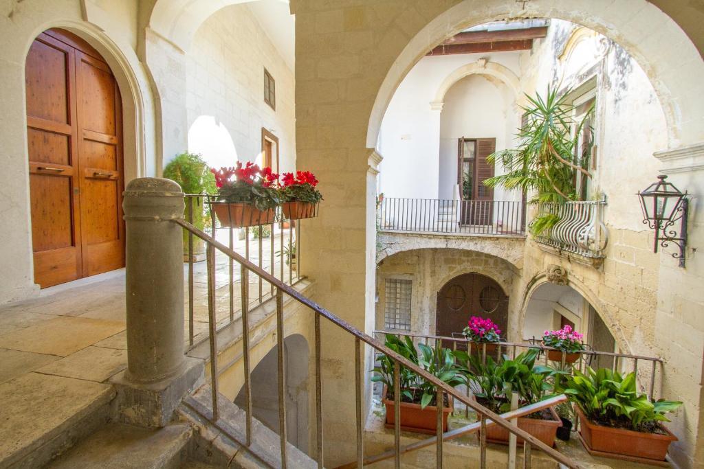 B&B Casa Li Santi Lecce Exterior photo